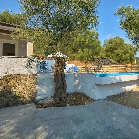 Holiday home Deja Blue House Kato Spilaion
